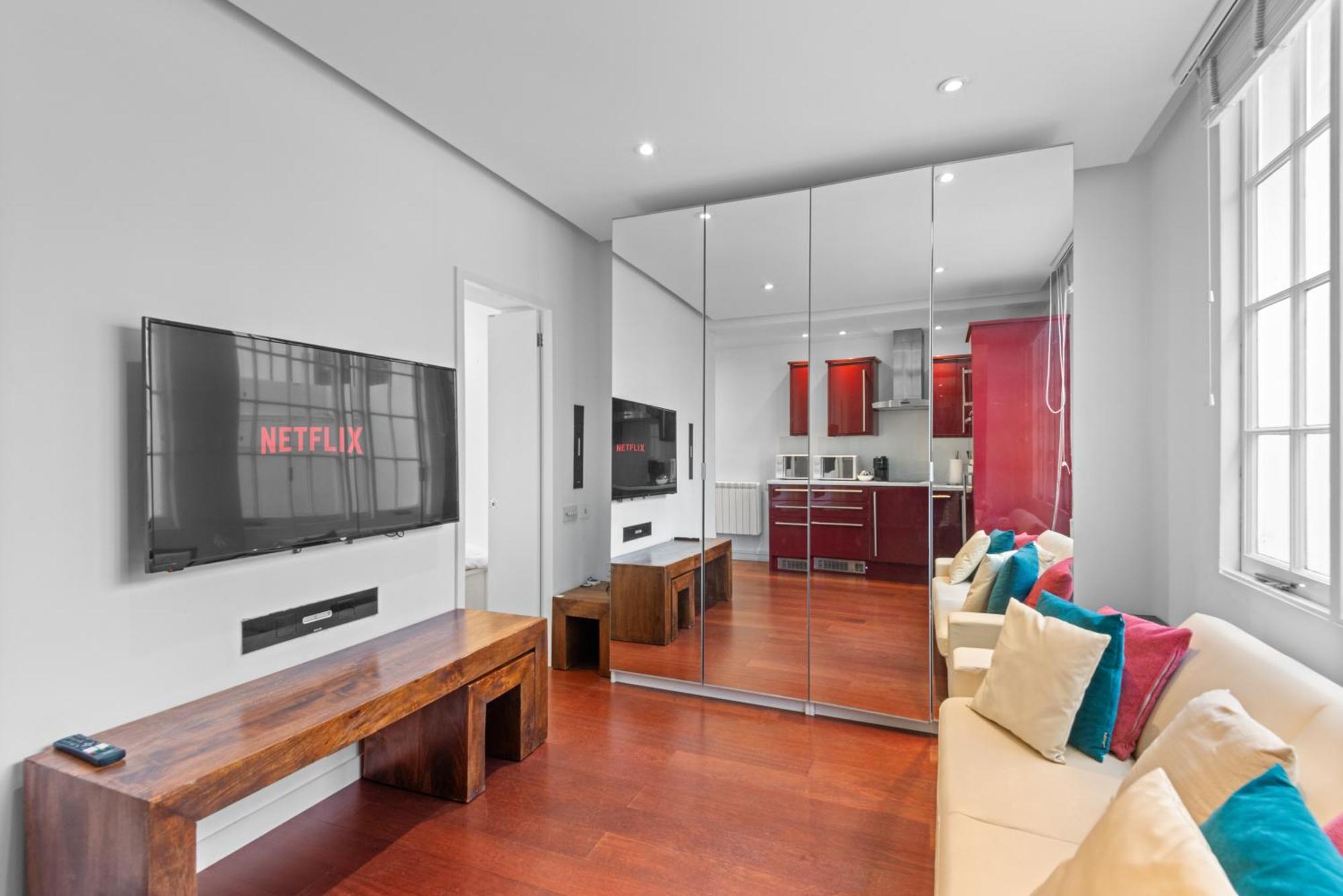 Londwell, Sloane Square Gem, Private Terrace Suite Лондон Екстериор снимка