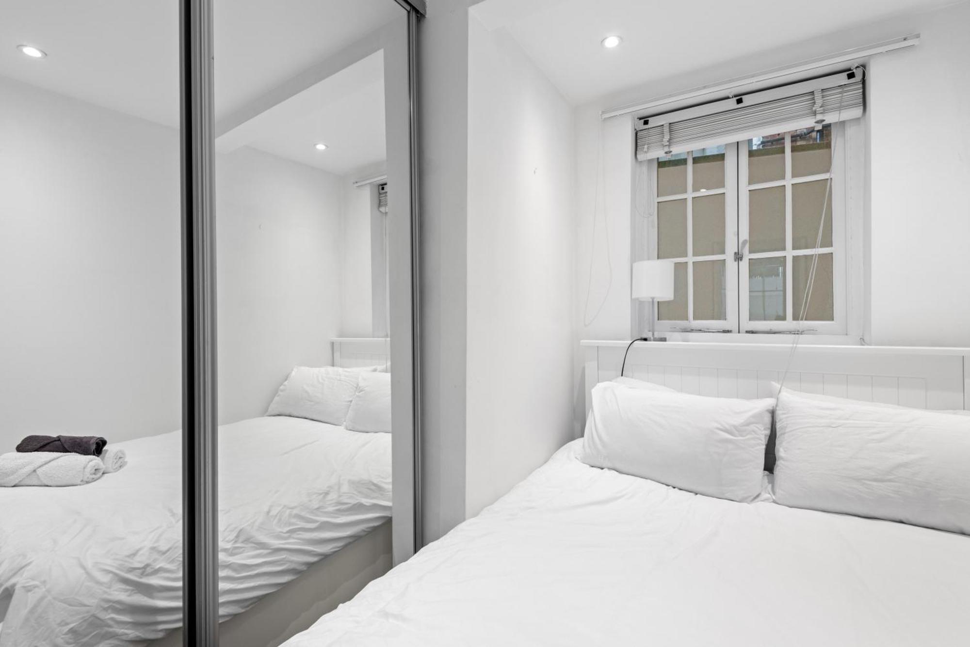 Londwell, Sloane Square Gem, Private Terrace Suite Лондон Екстериор снимка